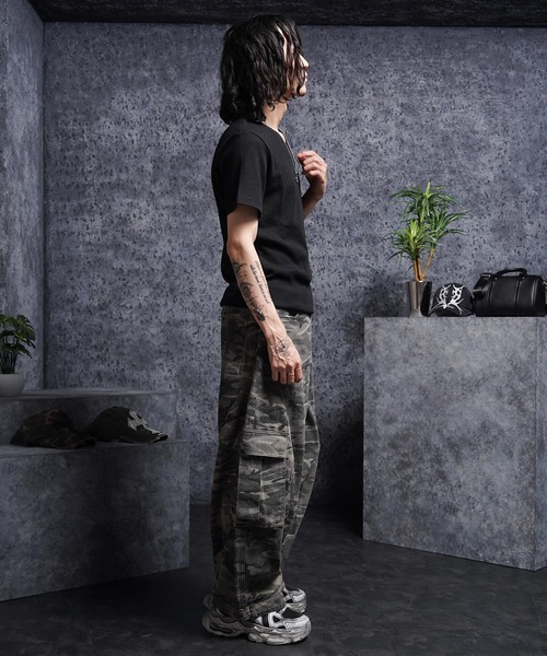1111clothing(ワンフォークロージング)の「レギュラーフィット サーマル Vネック Tee / Regular Fit Thermal V-Neck T-Shirt(Tシャツ/カットソー・メンズ・グレー/ネイビー/カーキ/ブラック・L/XL/M)」の11枚目の写真