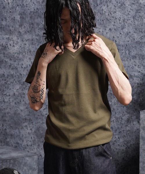 1111clothing(ワンフォークロージング)の「レギュラーフィット サーマル Vネック Tee / Regular Fit Thermal V-Neck T-Shirt(Tシャツ/カットソー・メンズ・グレー/ネイビー/カーキ/ブラック・L/XL/M)」の22枚目の写真