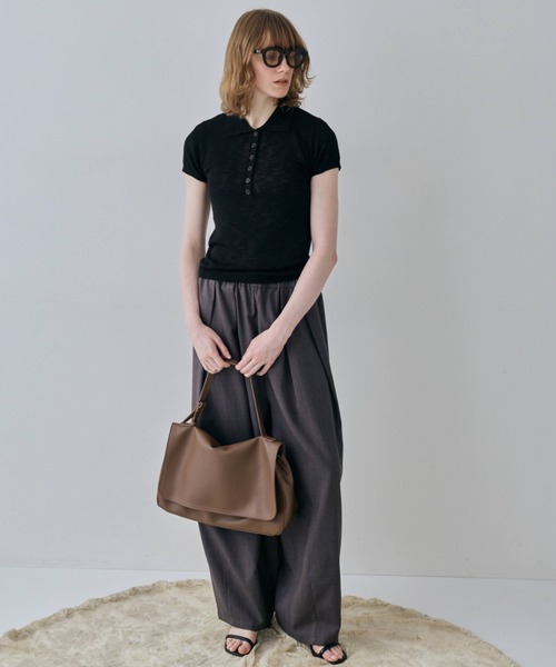 flaeu(フラユ)の「Dry Sheer Polo Knit(ポロシャツ・レディース・ライトブルー/ブラック/ライトグレー/アイボリー・FREE)」の12枚目の写真
