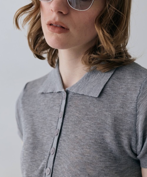 flaeu(フラユ)の「Dry Sheer Polo Knit(ポロシャツ・レディース・ライトブルー/ブラック/ライトグレー/アイボリー・FREE)」の16枚目の写真
