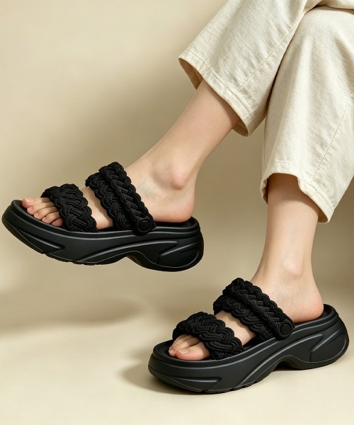 Miniministore(ミニミニストア)の「編み込みEVA厚底サンダルレディース美脚(サンダル・レディース・ブラック/グレイッシュベージュ/ホワイト・S/L/M)」の2枚目の写真
