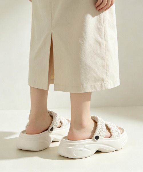 Miniministore(ミニミニストア)の「編み込みEVA厚底サンダルレディース美脚(サンダル・レディース・ブラック/グレイッシュベージュ/ホワイト・S/L/M)」の9枚目の写真
