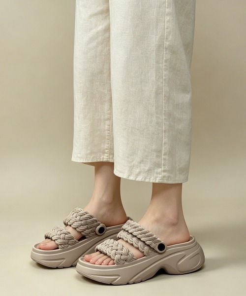 Miniministore(ミニミニストア)の「編み込みEVA厚底サンダルレディース美脚(サンダル・レディース・ブラック/グレイッシュベージュ/ホワイト・S/L/M)」の19枚目の写真