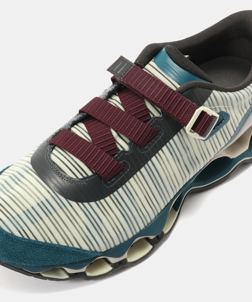 MIZUNO(ミズノ )の「MIZUNO WAVE PROPHECY STRAP2 D1GA2603-03(スニーカー・メンズ・グリーン・27.5cm/27cm/25.5cm/25cm/24.5cm/24cm/23.5cm/26cm/28cm/26.5cm/28.5cm)」の6枚目の写真