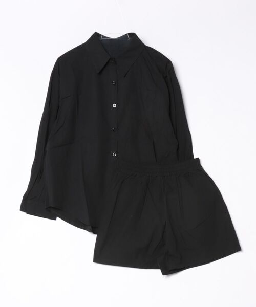 BY THE BAY(バイザベイ)の「【3点セット・コーデ完成】シャツ×キャミソール×ショートパンツ セットアップ/3色展開|旅行・リゾート・春夏 大人カジュアル 空港コーデ(セットアップ・レディース・ホワイト/ブラック/ブルー・FREE)」の7枚目の写真
