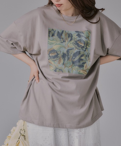 210nouve(トゥージュヌーブ)の「フラワー アート オーバーサイズ Tシャツ(Tシャツ/カットソー・レディース・ブラック/ホワイト/ネイビー/ベージュ・FREE)」の17枚目の写真