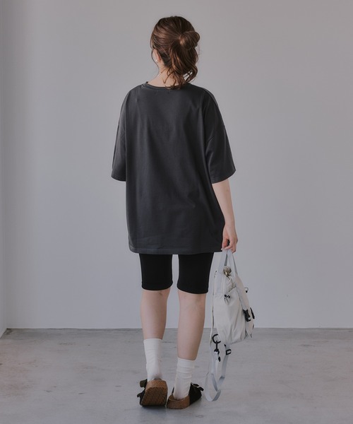 210nouve(トゥージュヌーブ)の「フラワー アート オーバーサイズ Tシャツ(Tシャツ/カットソー・レディース・ブラック/ホワイト/ネイビー/ベージュ・FREE)」の16枚目の写真
