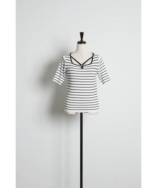 tocco closet(トッコ クローゼット)の「【ZOZO限定】接触冷感パールビジューネックリブトップス(Tシャツ/カットソー・レディース・ネイビー/ブラック/その他/オフホワイト・M)」の8枚目の写真