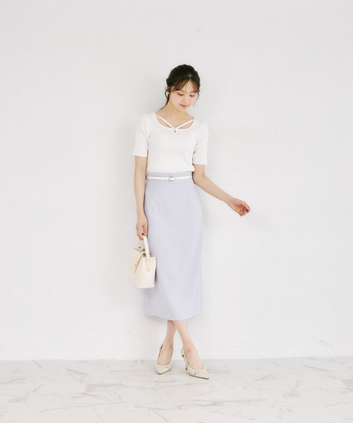 tocco closet(トッコ クローゼット)の「【ZOZO限定】接触冷感パールビジューネックリブトップス(Tシャツ/カットソー・レディース・ネイビー/ブラック/その他/オフホワイト・M)」の16枚目の写真