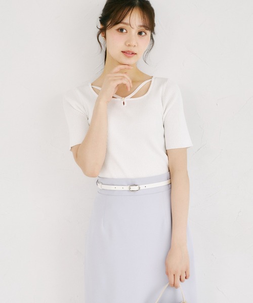 tocco closet(トッコ クローゼット)の「【ZOZO限定】接触冷感パールビジューネックリブトップス(Tシャツ/カットソー・レディース・ネイビー/ブラック/その他/オフホワイト・M)」の17枚目の写真