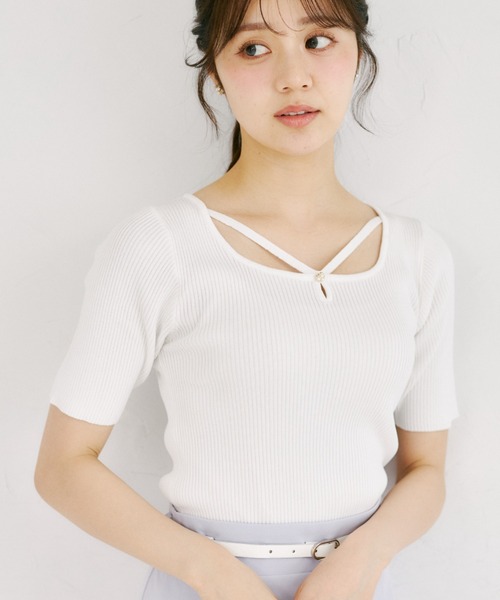 tocco closet(トッコ クローゼット)の「【ZOZO限定】接触冷感パールビジューネックリブトップス(Tシャツ/カットソー・レディース・ネイビー/ブラック/その他/オフホワイト・M)」の19枚目の写真