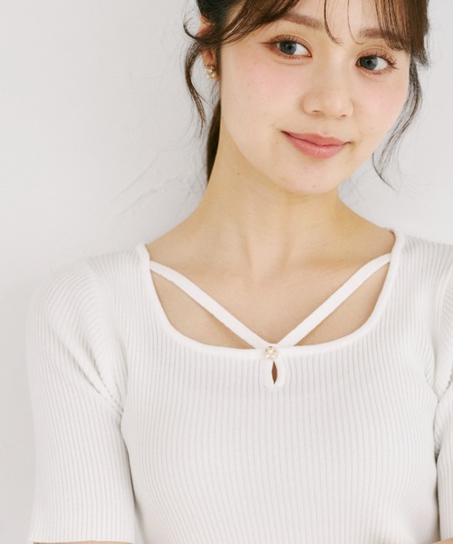 tocco closet(トッコ クローゼット)の「【ZOZO限定】接触冷感パールビジューネックリブトップス(Tシャツ/カットソー・レディース・ネイビー/ブラック/その他/オフホワイト・M)」の20枚目の写真