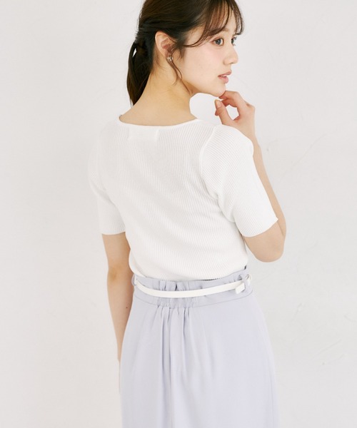 tocco closet(トッコ クローゼット)の「【ZOZO限定】接触冷感パールビジューネックリブトップス(Tシャツ/カットソー・レディース・ネイビー/ブラック/その他/オフホワイト・M)」の21枚目の写真