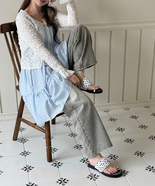 hiamu(ヒアム)の「シルバーリングポイントシャーリングストラップフラットトングサンダル/2026 SS SHRRING COLLECTION(サンダル・レディース・ホワイト/ブラック/ベージュ/アイボリー・23.0cm/23.5cm/24.0cm/24.5cm/25.0cm)」の13枚目の写真