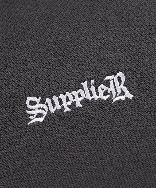 SUPPLIER(サプライヤー)の「A'GEM/9 × .kom 『SUPPLIER/サプライヤー』 Multiple Cross Leather Patch Zip Hoodie/マルチプルクロスレザーパッチジップパーカー(パーカー・メンズ・グレー/ブラック・L/XL)」の14枚目の写真