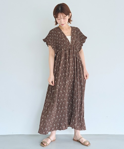 mil(ミル)の「小花柄 シャーリングワンピース【587232】(ワンピース・レディース・ブラウン/ブラック・S/XS)」の15枚目の写真