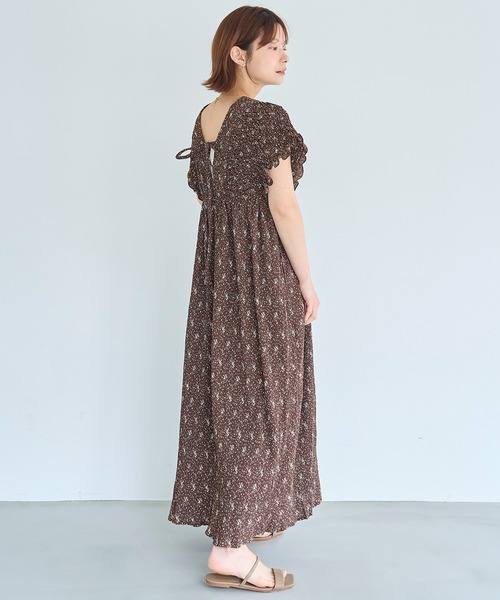 mil(ミル)の「小花柄 シャーリングワンピース【587232】(ワンピース・レディース・ブラウン/ブラック・S/XS)」の13枚目の写真