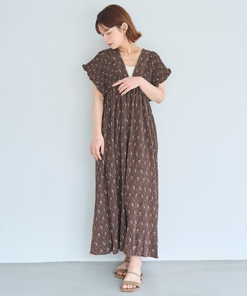 mil(ミル)の「小花柄 シャーリングワンピース【587232】(ワンピース・レディース・ブラウン/ブラック・S/XS)」の10枚目の写真