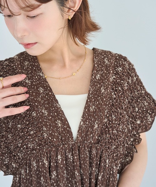 mil(ミル)の「小花柄 シャーリングワンピース【587232】(ワンピース・レディース・ブラウン/ブラック・S/XS)」の6枚目の写真