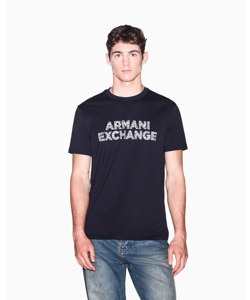 ARMANI EXCHANGE(アルマーニエクスチェンジ)の「【A|X アルマーニ エクスチェンジ】<オンライン限定>AXロゴ レギュラーフィット 半袖クルーネックTシャツ/REGULAR(Tシャツ/カットソー・メンズ・ダークネイビー/オフホワイト・LARGE/MEDIUM/SMALL/X-LARGE/X-SMALL/XX-LARGE)」の2枚目の写真
