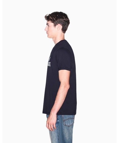 ARMANI EXCHANGE(アルマーニエクスチェンジ)の「【A|X アルマーニ エクスチェンジ】<オンライン限定>AXロゴ レギュラーフィット 半袖クルーネックTシャツ/REGULAR(Tシャツ/カットソー・メンズ・ダークネイビー/オフホワイト・LARGE/MEDIUM/SMALL/X-LARGE/X-SMALL/XX-LARGE)」の3枚目の写真
