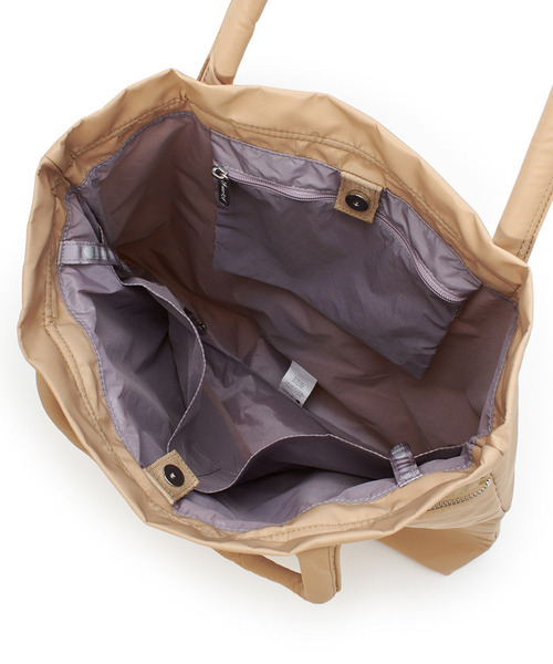 LeSportsac(レスポートサック)の「【LeSportsac×Megumi Kanzaki】SMART CARRY TOTE アップルジンジャーメタルジッパー(トートバッグ・レディース・ベージュ・FREE)」の7枚目の写真