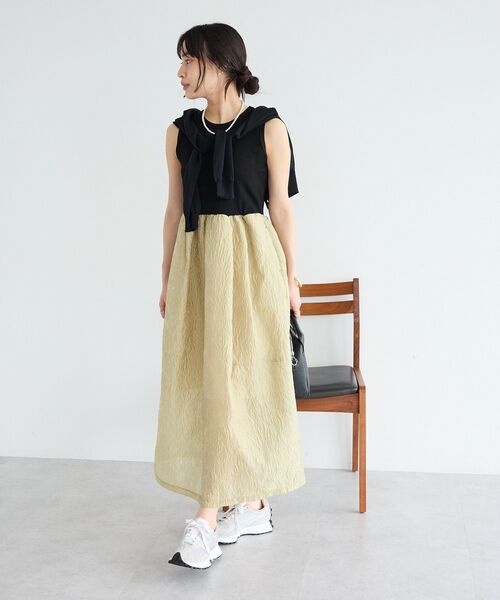CRAFT STANDARD BOUTIQUE（クラフトスタンダードブティック）の「カット×フクレジャガードフレアワンピース（ワンピース・レディース・オリーブ/ブラック/ホワイト・M/L）」の12枚目の写真