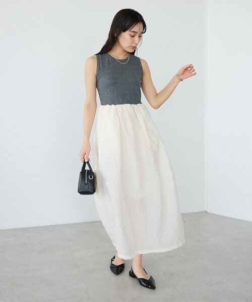 CRAFT STANDARD BOUTIQUE（クラフトスタンダードブティック）の「カット×フクレジャガードフレアワンピース（ワンピース・レディース・オリーブ/ブラック/ホワイト・M/L）」の20枚目の写真