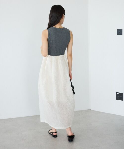 CRAFT STANDARD BOUTIQUE（クラフトスタンダードブティック）の「カット×フクレジャガードフレアワンピース（ワンピース・レディース・オリーブ/ブラック/ホワイト・M/L）」の14枚目の写真