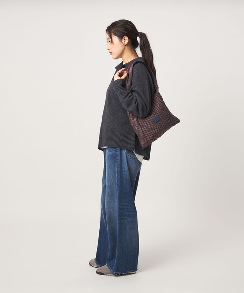 green label relaxing(グリーンレーベルリラクシング)の「<CLANATE>リバーシル バッグ(無地/チェック)(ショルダーバッグ・レディース・ネイビー/ワインレッド・FREE)」の11枚目の写真