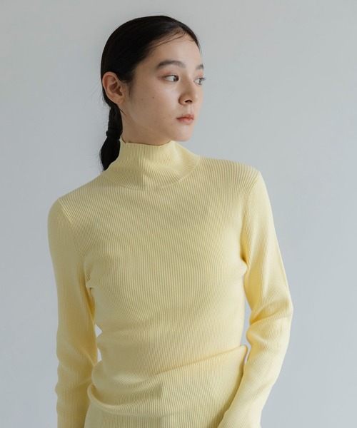 LOWRYS FARM(ローリーズファーム)の「12GカラーニットタートルLS 680214(ニット/セーター・レディース・イエロー/ブラック/ブルー系その他/ブラウン系その他/ホワイト/レッド・FREE)」の5枚目の写真