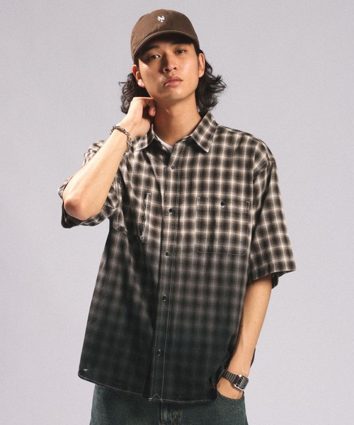 RAGEBLUE(レイジブルー)の「GRADATION CHECK OVERSIZED SHIRTS/グラデーションチェック/オーバーサイズシャツ(シャツ/ブラウス・メンズ・ブラウン系その他/ブラック系その他/ブルー系その他・LARGE/MEDIUM)」の9枚目の写真