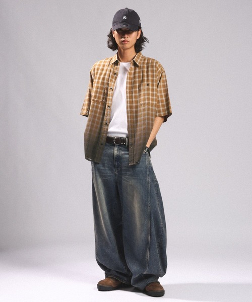 RAGEBLUE(レイジブルー)の「GRADATION CHECK OVERSIZED SHIRTS/グラデーションチェック/オーバーサイズシャツ(シャツ/ブラウス・メンズ・ブラウン系その他/ブラック系その他/ブルー系その他・LARGE/MEDIUM)」の11枚目の写真