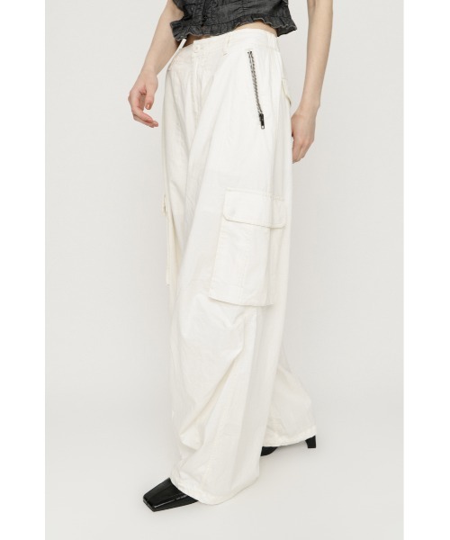SLY(スライ)の「OVER LOOSE ZIP CARGO PT オーバールーズジップカーゴパンツ 夏服 秋服 冬服(カーゴパンツ・レディース・ブラック/オフホワイト/カーキ・2/1)」の8枚目の写真