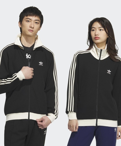 adidas（アディダス）の「アディカラー クラシック トラックトップ（ジェンダーニュートラル）ワッフル  / トラックジャケット / ジャージ / アディダスオリジナルス adidas Originals（ジャージ・メンズ・ブラック・SMALL/MEDIUM/LARGE/X-LARGE/XX-LARGE/X-SMALL/XX-SMALL/4XL/5XL/3XS/3XL）」の4枚目の写真