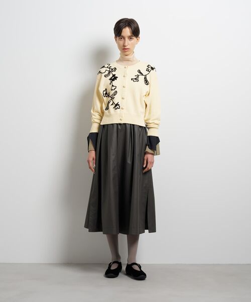 LANVIN en Bleu(ランバンオンブルー)の「エンブロイダリーニットカーディガン(カーディガン/ボレロ・レディース・ブラウン/オフホワイト・38)」の3枚目の写真