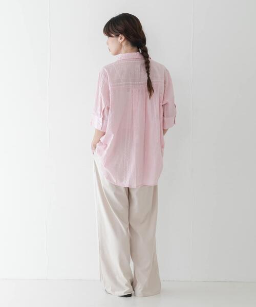 URBAN RESEARCH Sonny Label(アーバンリサーチサニーレーベル)の「コットンサッカーオーバーシャツ(シャツ/ブラウス・レディース・ホワイト/ブラック/ライトピンク・FREE)」の9枚目の写真
