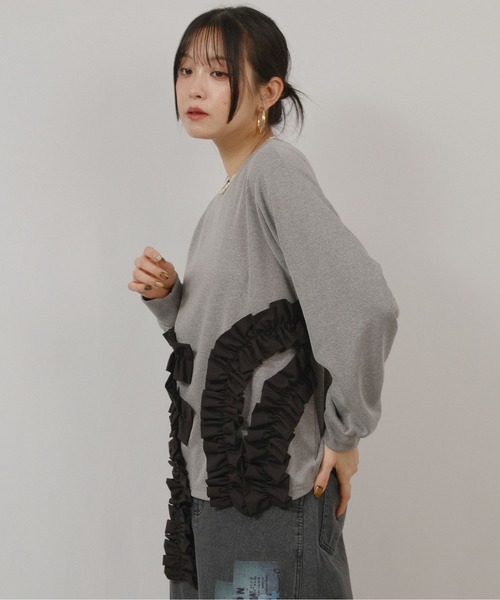 palm RICHE(ポームリシュ)の「フリルドッキングT(Tシャツ/カットソー・レディース・オフホワイト/ブラック/グレー・M)」の4枚目の写真