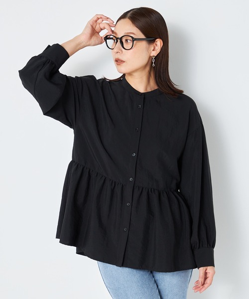 GALLORIA(ギャローリア)の「バンドカラーペプラムシャツ(シャツ/ブラウス・レディース・グリーン/ブラック・M/LL/L)」の2枚目の写真