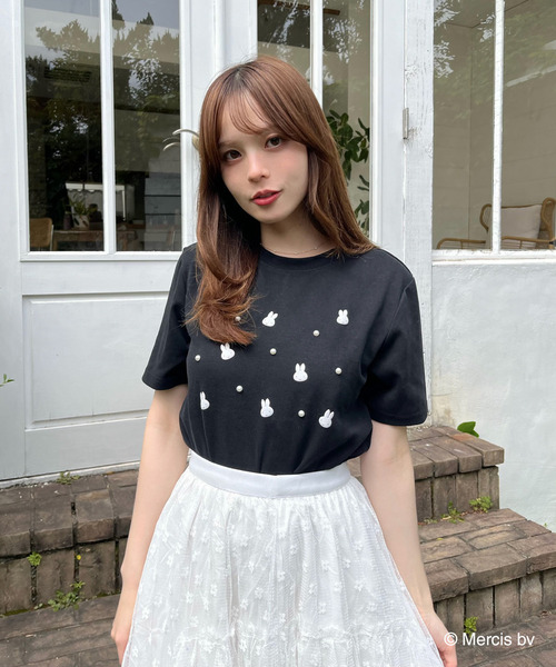 MIIA(ミーア)の「miffy ジュエルパールTシャツ(Tシャツ/カットソー・レディース・ブラック/オフホワイト・FREE)」の2枚目の写真
