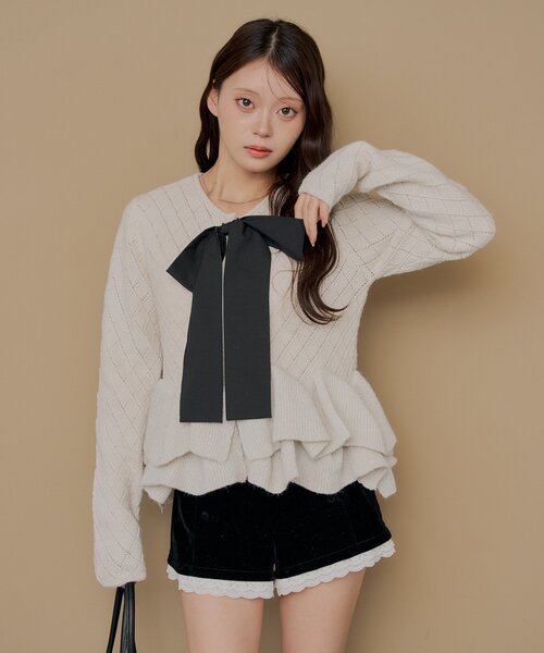 Chico（チコ）の「＼アイボリー再入荷／リボンティアードペプラムカーディガン（カーディガン/ボレロ・レディース・アイボリー/グレー/ピンクベージュ/ブラック・FREE）」の6枚目の写真