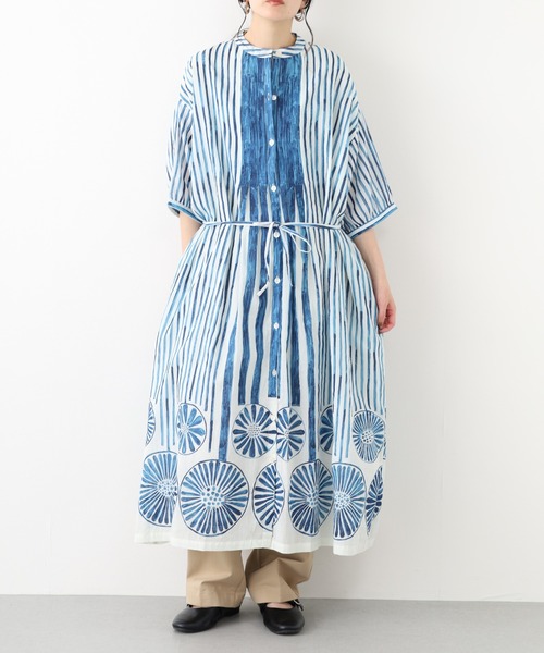 KILKI(キルキー)の「kilki 総柄バンドカラーロングワンピース 半端袖(ワンピース・レディース・レッド系/ブルー系・FREE)」の17枚目の写真