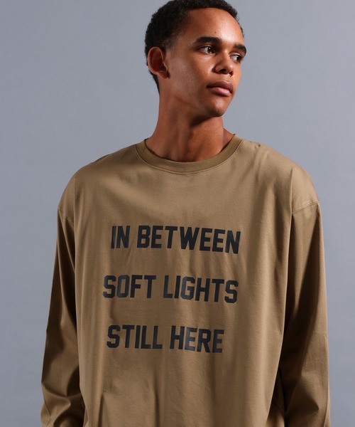 NUMERALS（ヌメラルズ）の「[NUMERALS]NO WORRIES MESSAGE GRAPHIC TEE（Tシャツ/カットソー・メンズ・ベージュ/ブラック・MEDIUM/LARGE）」の19枚目の写真