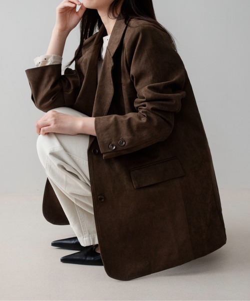 on:nue（オンニュ）の「【on:nue】フェイクスエードテーラードジャケット /26-27 AW COLLECTION（テーラードジャケット・レディース・ブラウン/カーキ・FREE）」の19枚目の写真