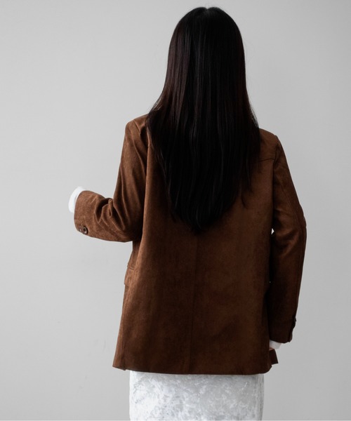 on:nue（オンニュ）の「【on:nue】フェイクスエードテーラードジャケット /26-27 AW COLLECTION（テーラードジャケット・レディース・ブラウン/カーキ・FREE）」の11枚目の写真
