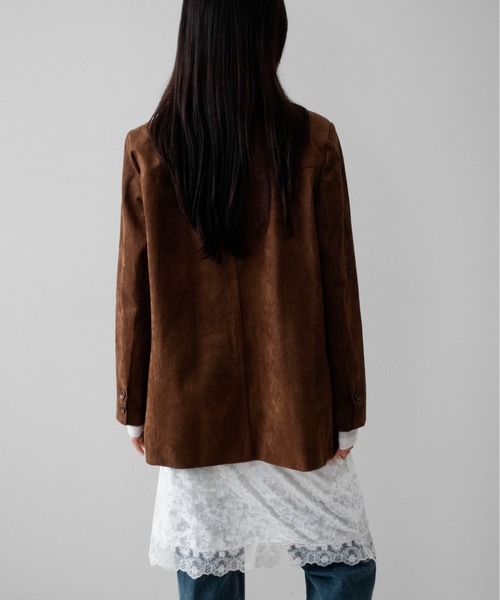 on:nue（オンニュ）の「【on:nue】フェイクスエードテーラードジャケット /26-27 AW COLLECTION（テーラードジャケット・レディース・ブラウン/カーキ・FREE）」の12枚目の写真