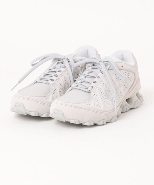 NIKE(ナイキ)の「NIKE ナイキ W REAX 8 NSW SUEDE ウィメンズ リアックス 8 NSW スエード WIX8100 001VASTGY/GRYFO(スニーカー・メンズ・グレー・27.5cm/27.0cm/26.5cm/23.0cm/22.5cm/26.0cm/25.5cm/25.0cm/24.5cm/24.0cm/23.5cm/29.0cm/28.5cm/28.0cm)」の1枚目の写真
