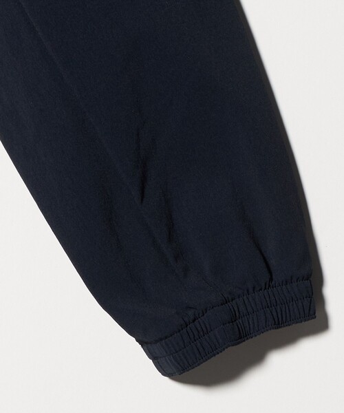 UNITED ARROWS GOLF(ユナイテッドアローズゴルフ)の「メンズ 360°マスター スタンド ジップ ブルゾン 撥水 ストレッチ(その他アウター・メンズ・ブラック/ネイビー・M/L/XL)」の13枚目の写真