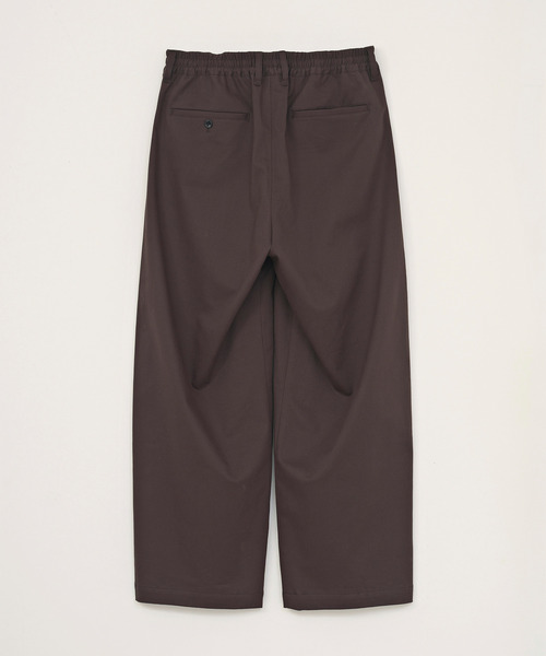 VICTIM（ヴィクティム）の「VICTIM ヴィクティム / EASY CHINO SLACKS タックワイドチノスラックス ストレッチイージーパンツ / VTM-26-P-116（チノパンツ・メンズ・ブラック/ブラウン/オフホワイト・1/2/3）」の5枚目の写真