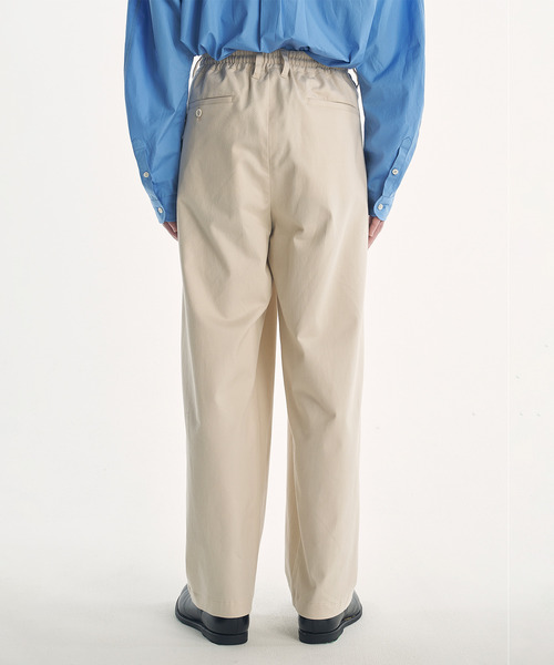 VICTIM（ヴィクティム）の「VICTIM ヴィクティム / EASY CHINO SLACKS タックワイドチノスラックス ストレッチイージーパンツ / VTM-26-P-116（チノパンツ・メンズ・ブラック/ブラウン/オフホワイト・1/2/3）」の13枚目の写真